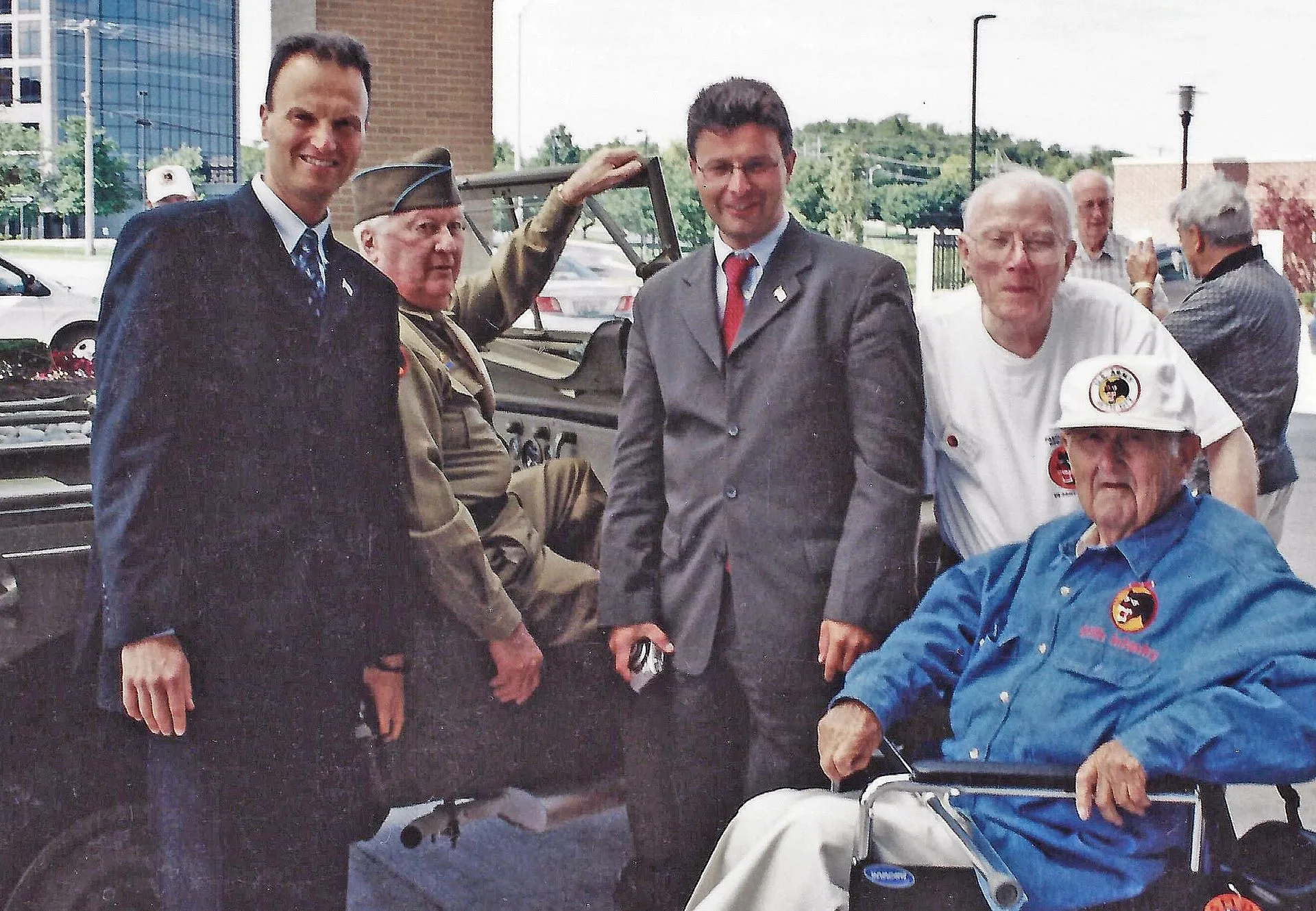 Juin 2003, invités à l’assemblée annuelle de 250 vétérans américains des poches de Lorient et Saint-Nazaire à Kansas City